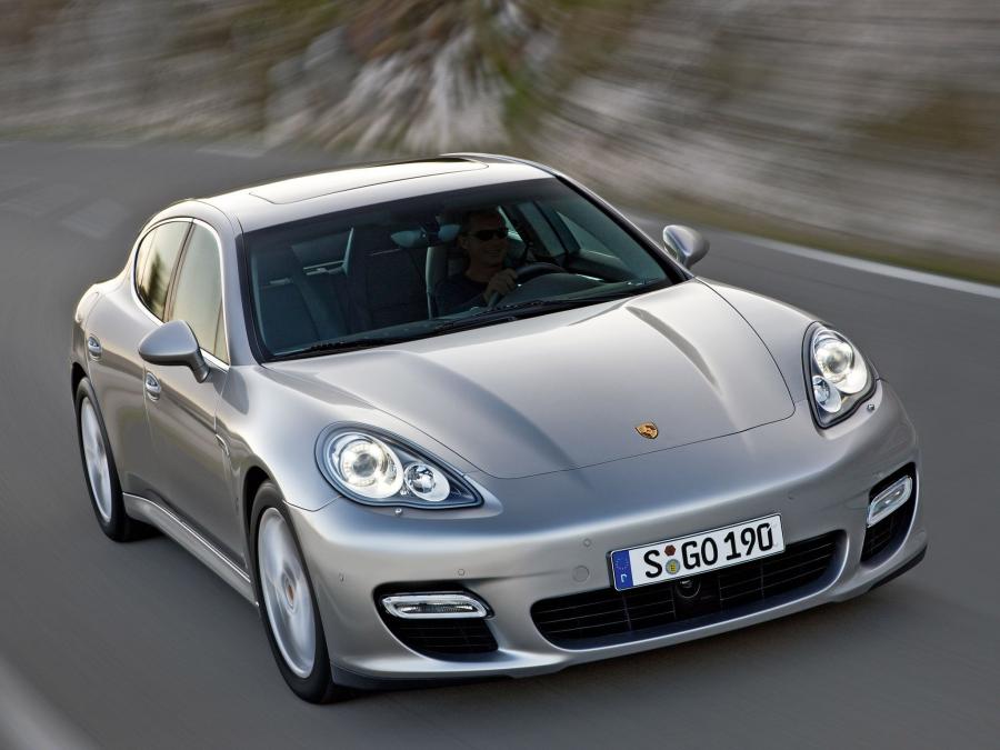  Porsche Panamera Turbo 2009 года  (фото 5 из 14)